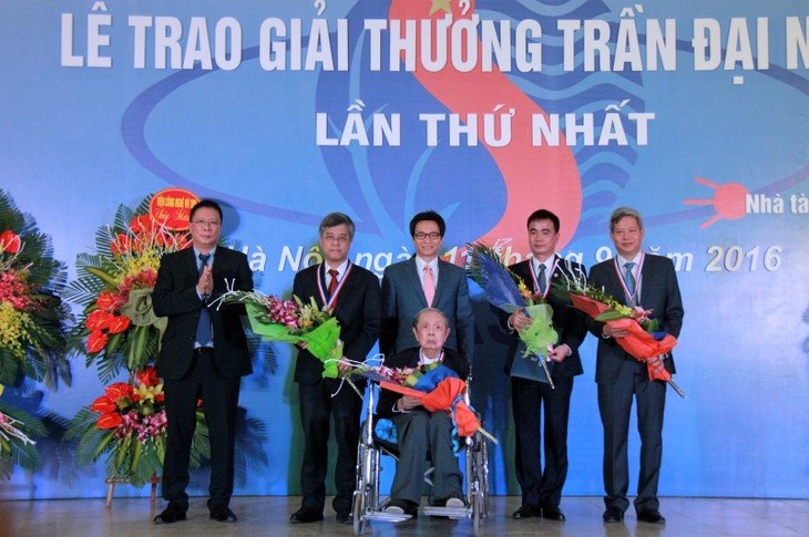 Trao Giải thưởng Trần Đại Nghĩa lần thứ nhất - ảnh 1